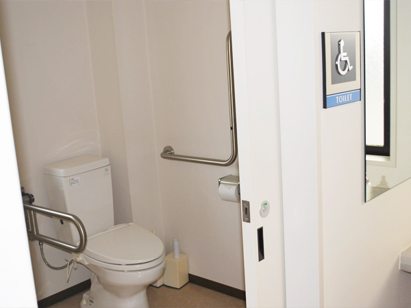 上妙寺 慈恩堂の2階トイレ