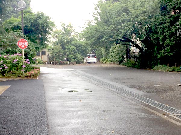 福昌寺 観世音ホールの駐車場